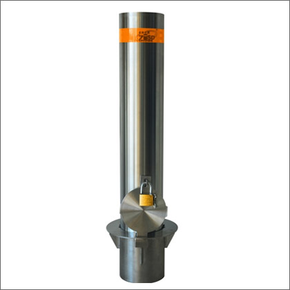 RL101 Removable Bollards